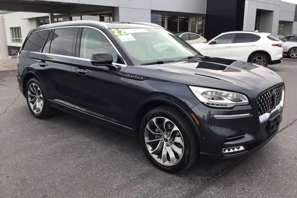 2022 Lincoln Aviator Grand Touring photo 1