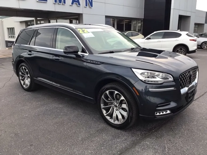 2022 Lincoln Aviator Grand Touring photo 1