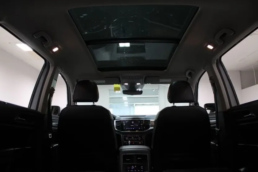 2018 Volkswagen Atlas V6 SEL Premium photo 1