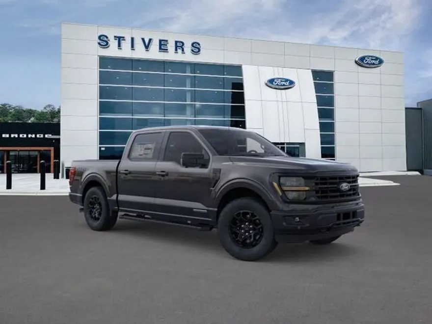 2025 Ford F-150 XLT photo 1
