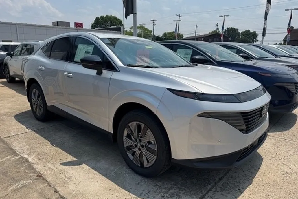 2025 Nissan Murano SL photo 1