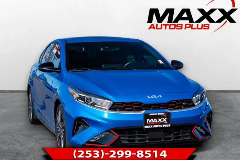 2023 Kia Forte GT-Line photo 1