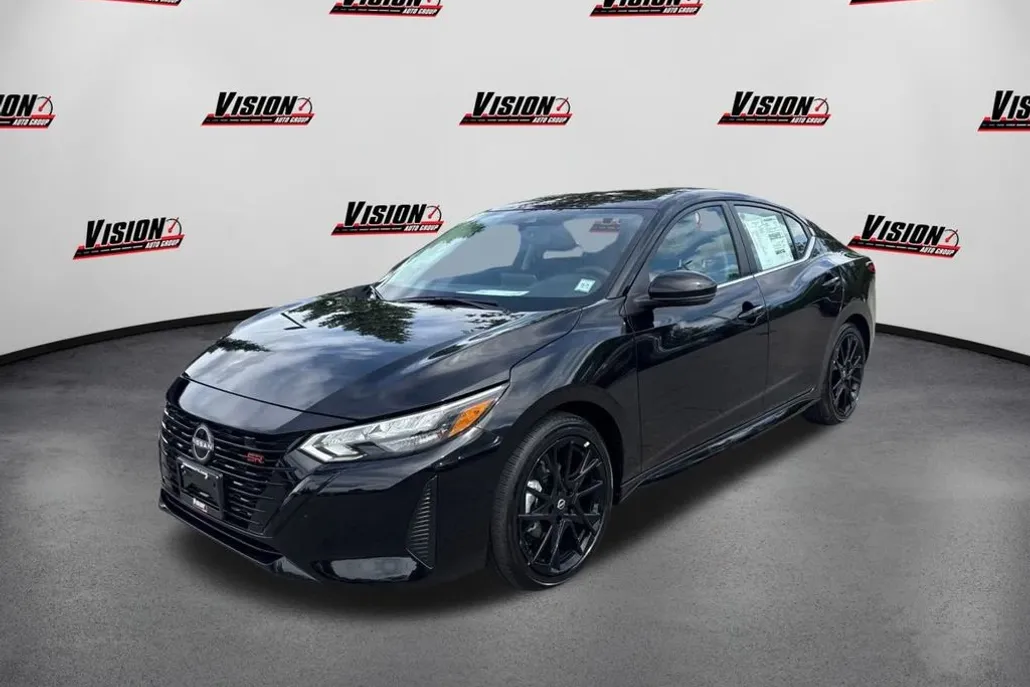 2025 Nissan Sentra SR photo 1