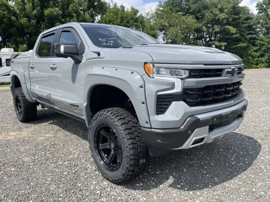 2025 Chevrolet Silverado 1500 RST photo 1