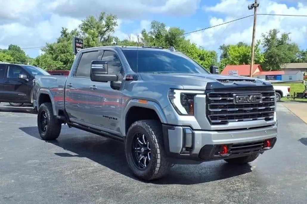 2024 Gmc Sierra 2500 HD AT4 photo 1