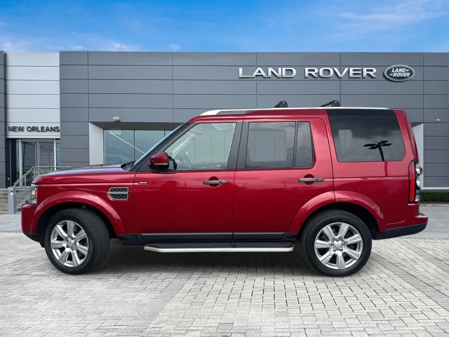 2015 Land Rover LR4 Base photo 1