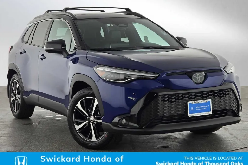 2024 Toyota Corolla Cross Hybrid XSE photo 1