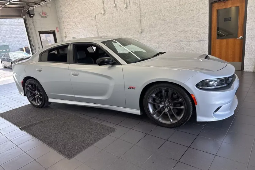 2023 Dodge Charger R/T Scat Pack photo 1
