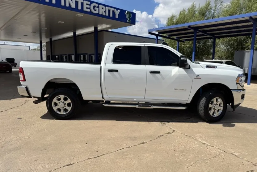 2024 Ram 2500 Big Horn photo 1