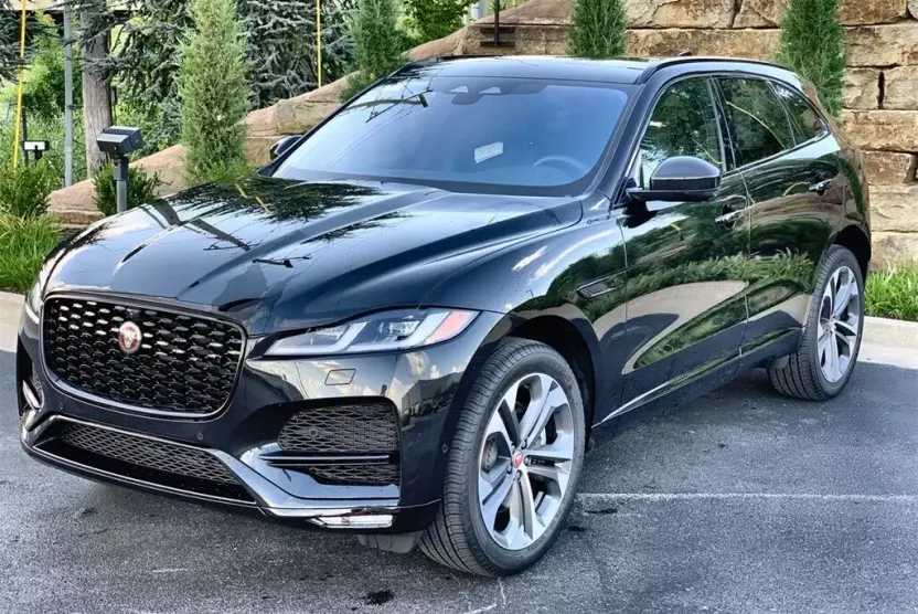 2021 Jaguar F-PACE P340 S photo 1