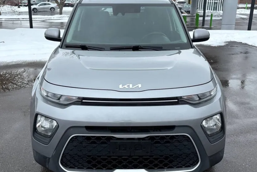 2022 Kia Soul LX S X-Line photo 1