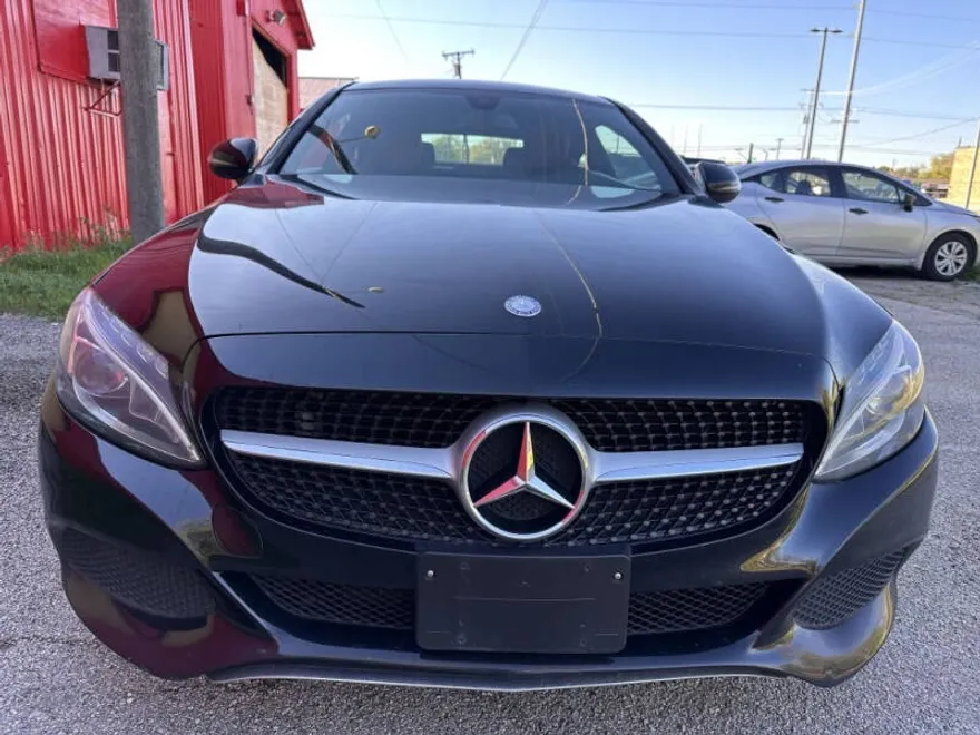 2017 Mercedes Benz C 300 4MATIC photo 1