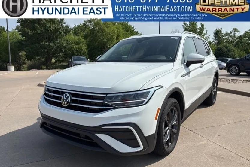 2024 Volkswagen Tiguan SE Wolfsburg Edition photo 1