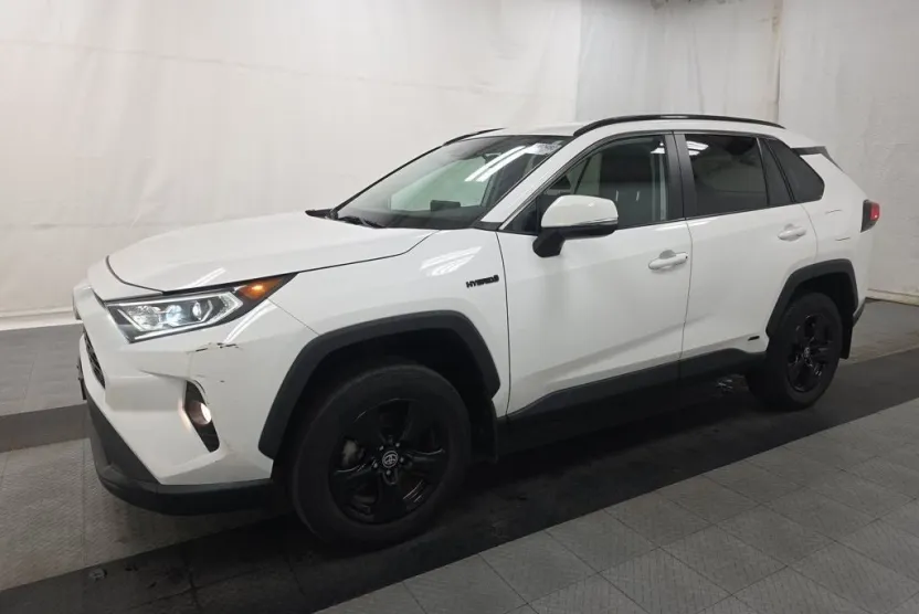 2021 Toyota RAV4 Hybrid XLE photo 1