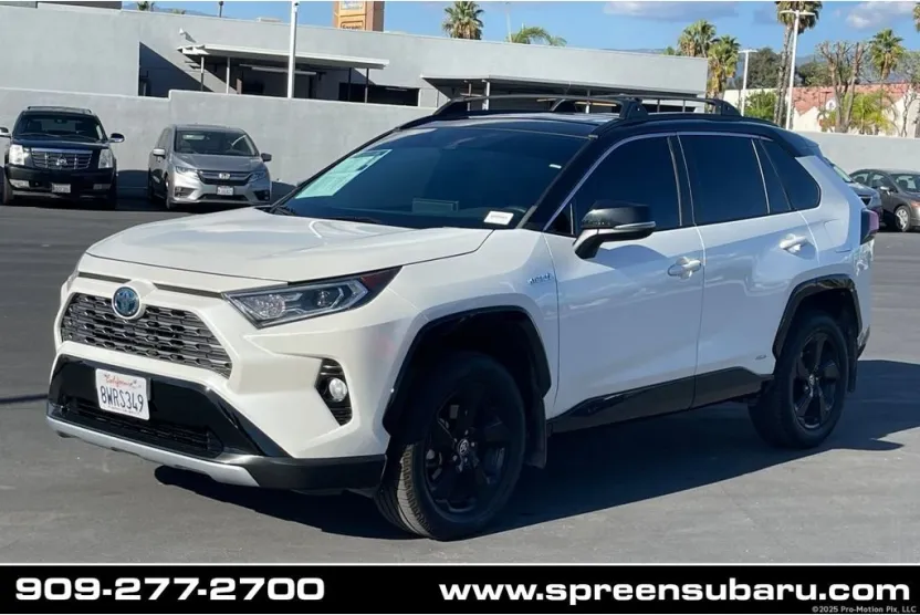 2021 Toyota RAV4 Hybrid XSE photo 1