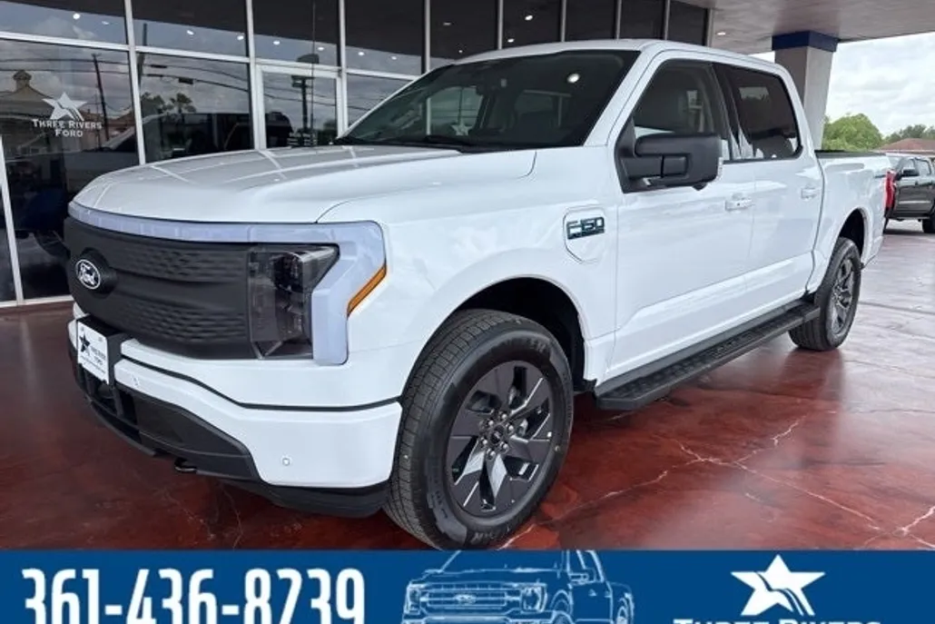 2025 Ford F-150 Lightning photo 1