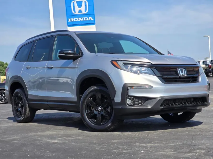 2022 Honda Pilot TrailSport photo 1