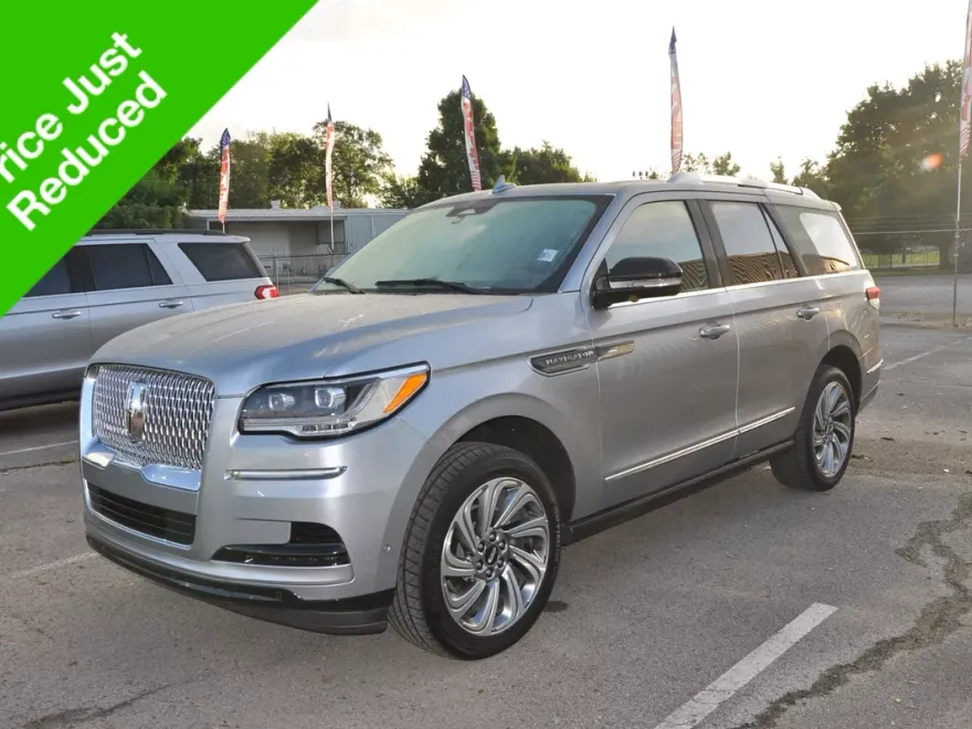 2023 Lincoln Navigator Reserve photo 1