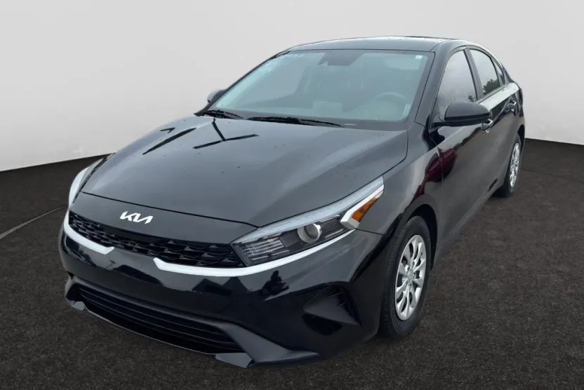 2024 Kia Forte LX photo 1