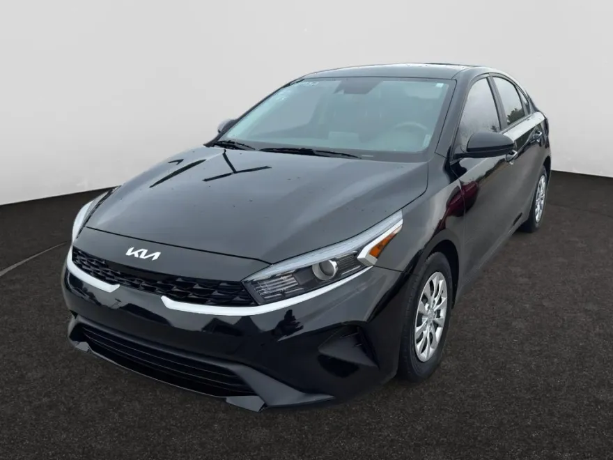 2024 Kia Forte LX photo 1