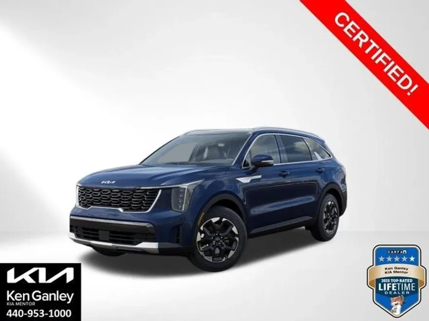 2025 Kia Sorento S photo 1