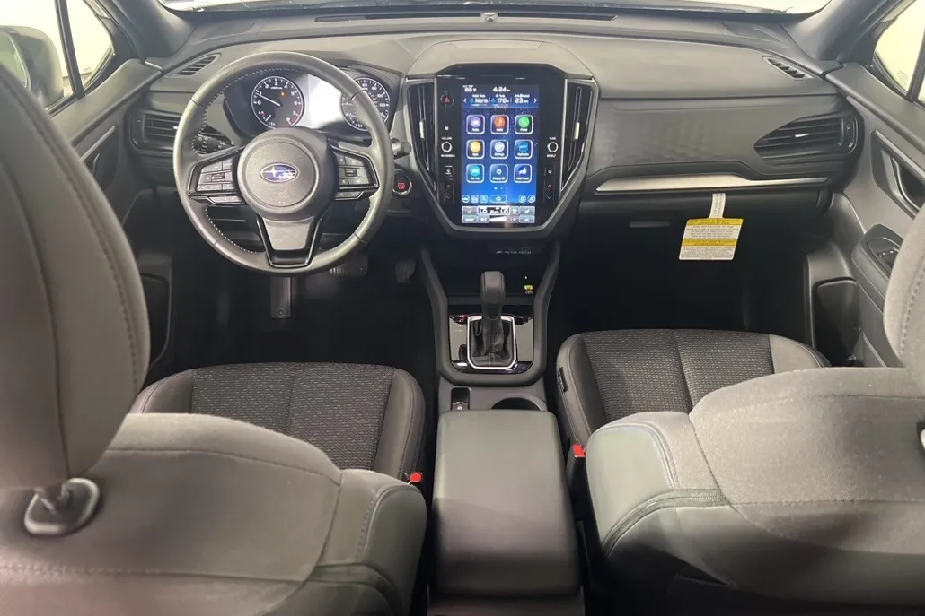 2025 Subaru Forester Premium Base photo 1