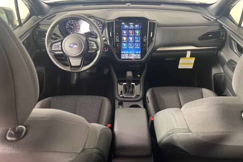 2025 Subaru Forester Premium Base photo 1
