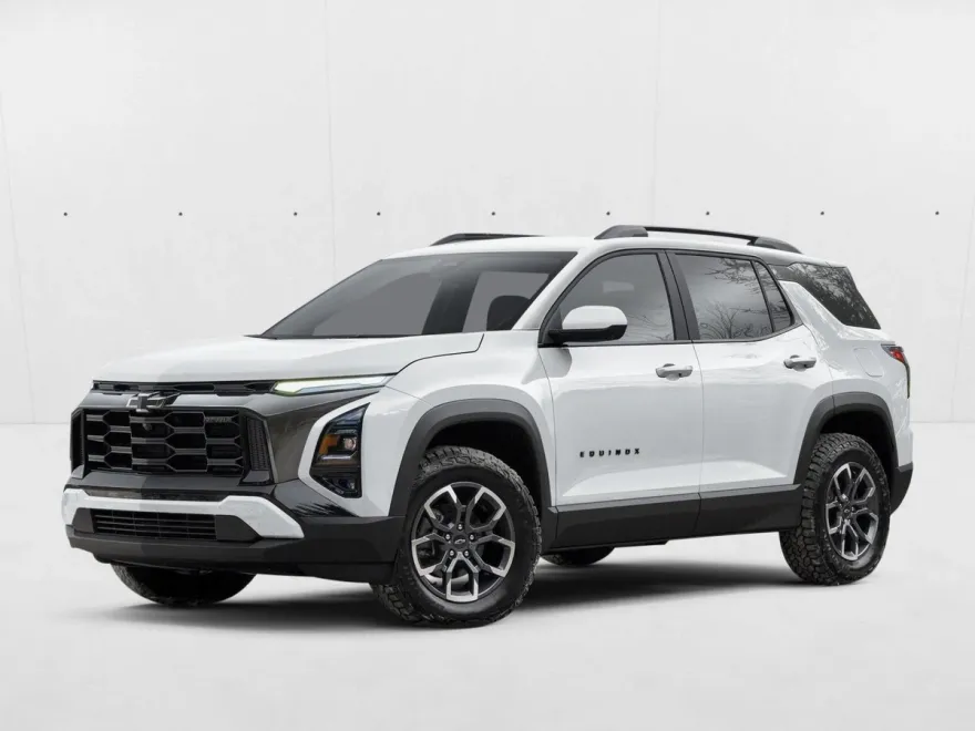 2025 Chevrolet Equinox LT photo 1