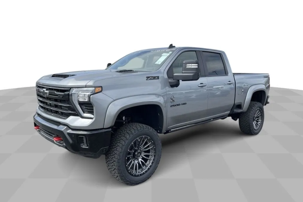 2025 Chevrolet Silverado 2500HD High Country LT photo 1