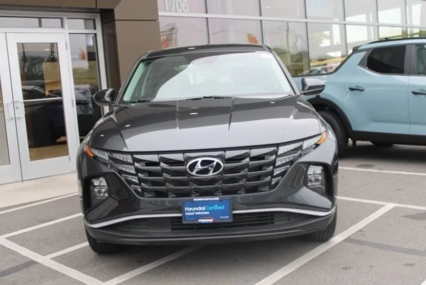 2024 Hyundai Tucson SE photo 1