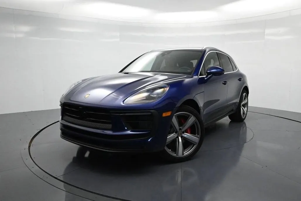 2025 Porsche Macan S photo 1