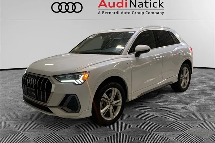 2022 Audi Q3 S line Premium Plus photo 1