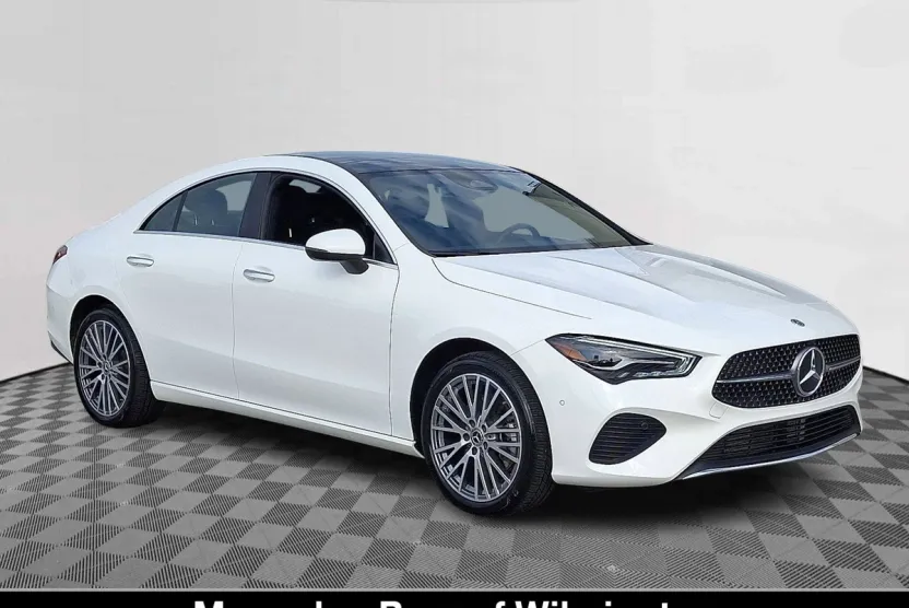 2025 Mercedes Benz CLA 250 4MATIC photo 1