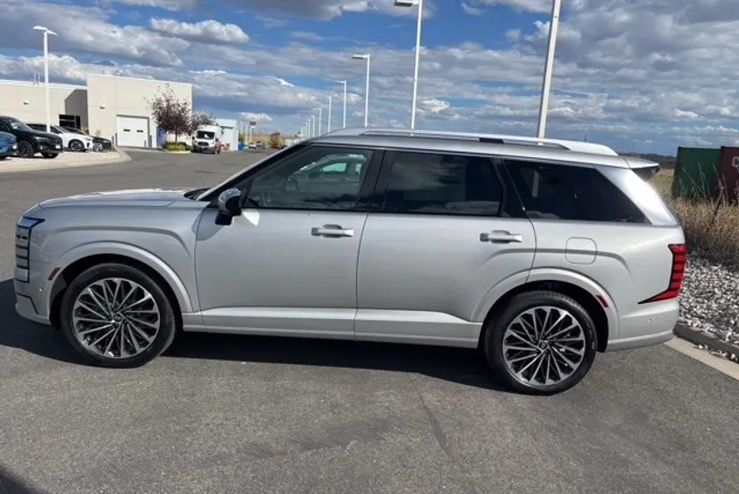 2026 Hyundai Palisade Calligraphy photo 1