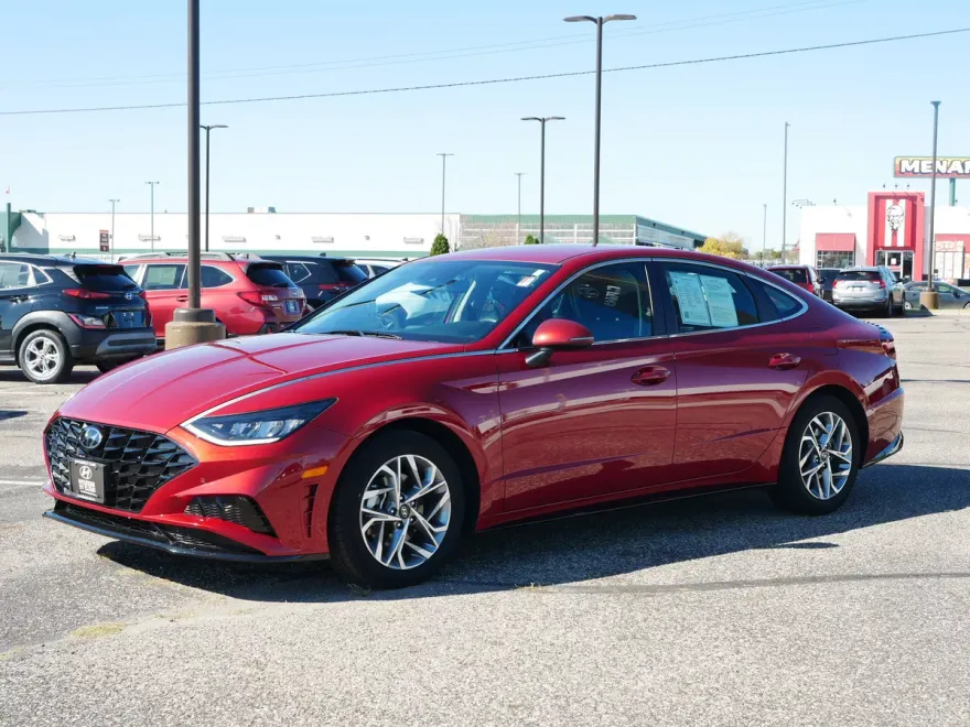 2023 Hyundai Sonata SEL photo 1