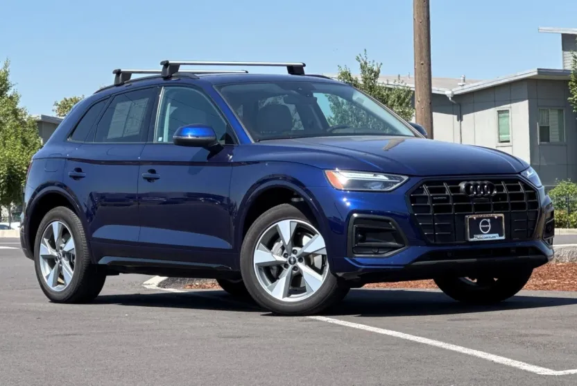 2024 Audi Q5 40 Premium Plus photo 1