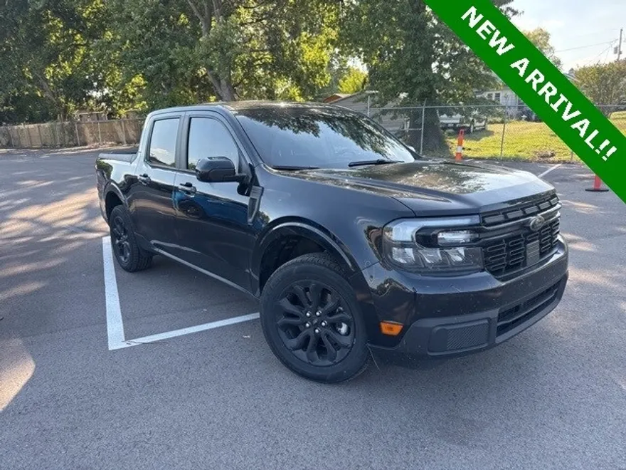 2024 Ford Maverick Lariat photo 1