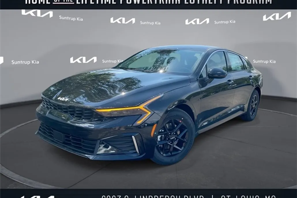 2026 Kia K5 LXS photo 1