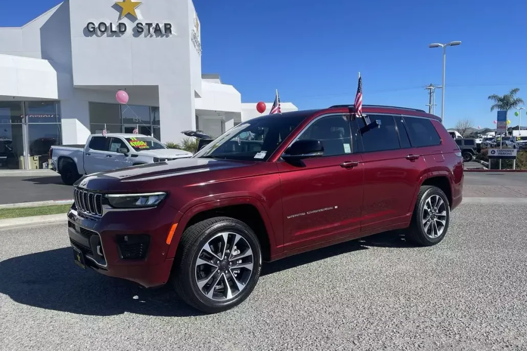 2021 Jeep Grand Cherokee Overland photo 1
