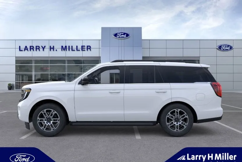 2025 Ford Expedition photo 1