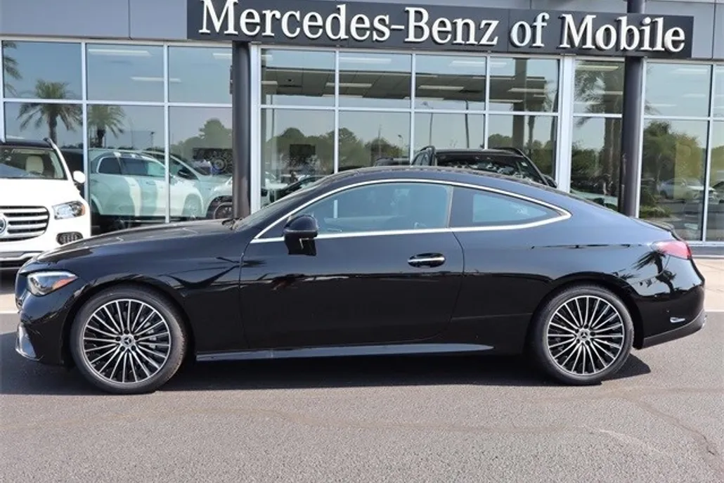 2024 Mercedes Benz CLE 300 photo 1