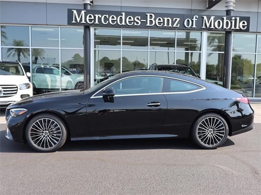 2024 Mercedes Benz CLE 300 photo 1