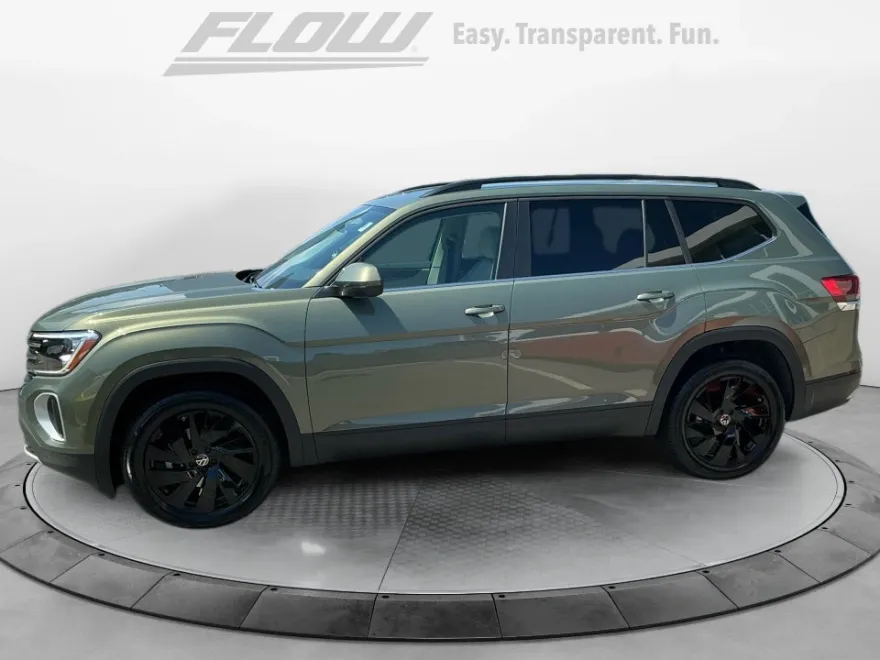 2026 Volkswagen Atlas SE Technology photo 1