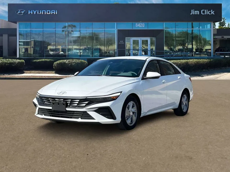 2025 Hyundai Elantra SE photo 1