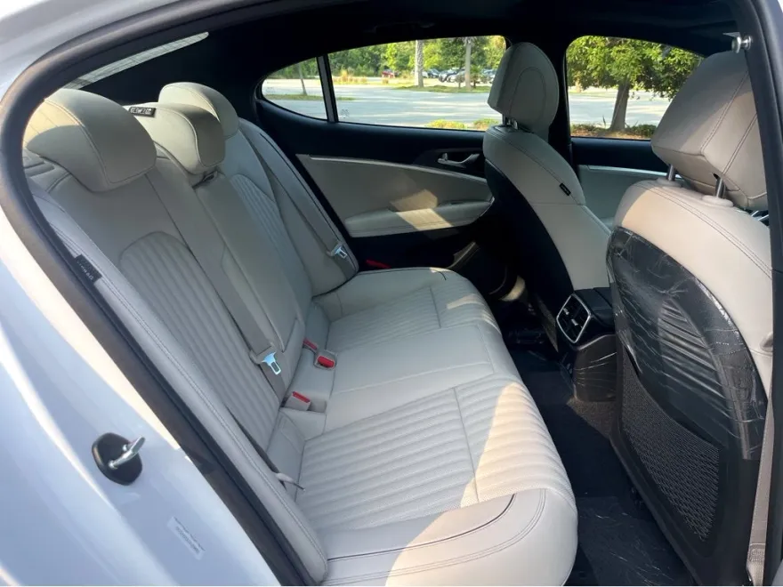 2026 Genesis G70 3.3T Sport Prestige photo 14