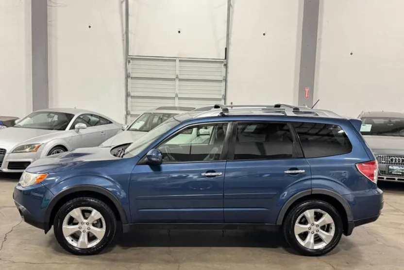 2011 Subaru Forester 2.5XT Touring photo 1