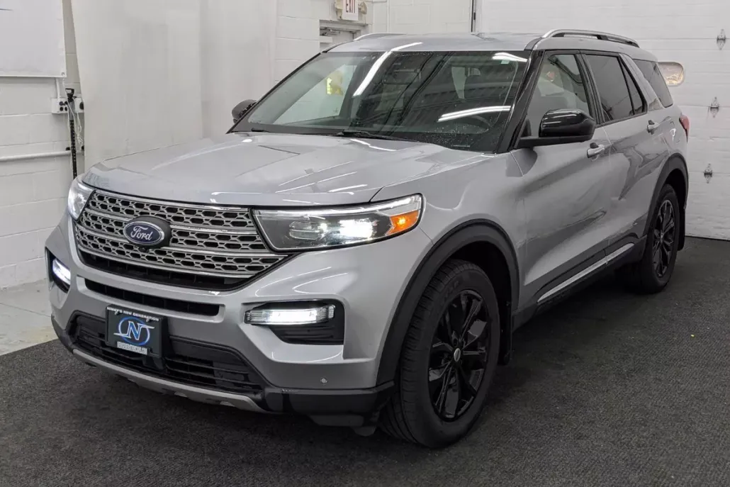 2022 Ford Explorer Limited photo 1