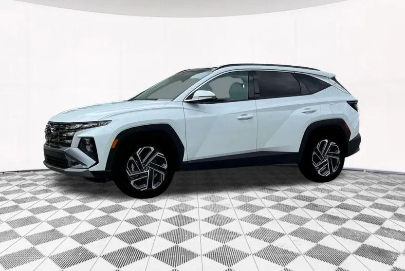 2025 Hyundai Tucson Hybrid Limited photo 1