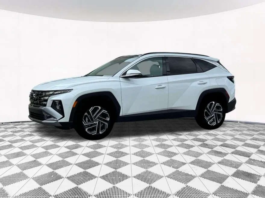 2025 Hyundai Tucson Hybrid Limited photo 1
