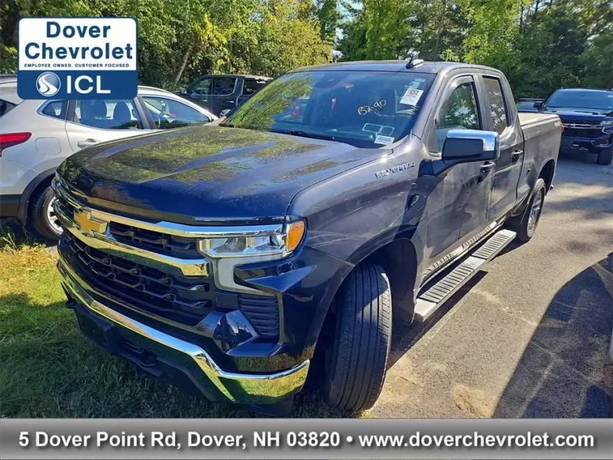 2023 Chevrolet Silverado 1500 LT photo 1